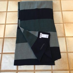 Calvin Klein Men’s Scarf